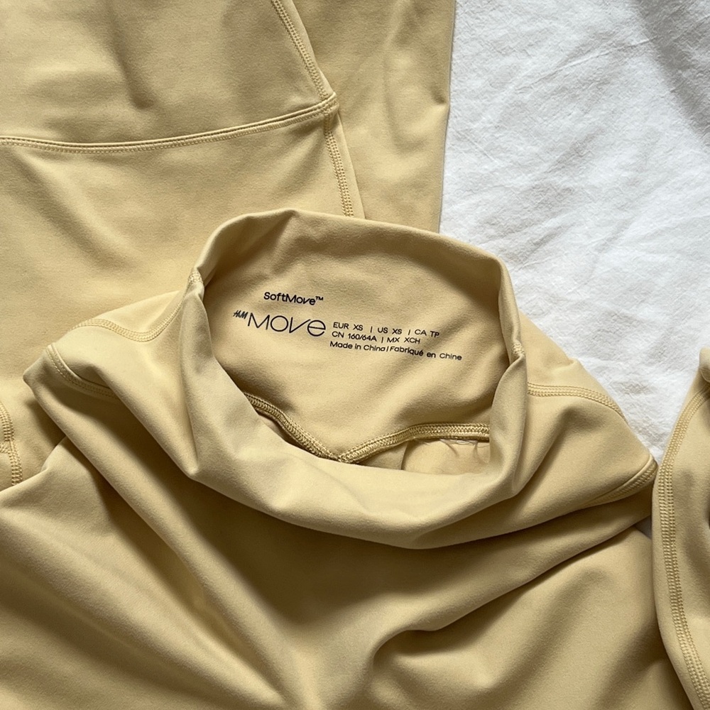 H&M Softmove Buttery Yellow Leggings Flare & Tapered - Picture 8 of 11